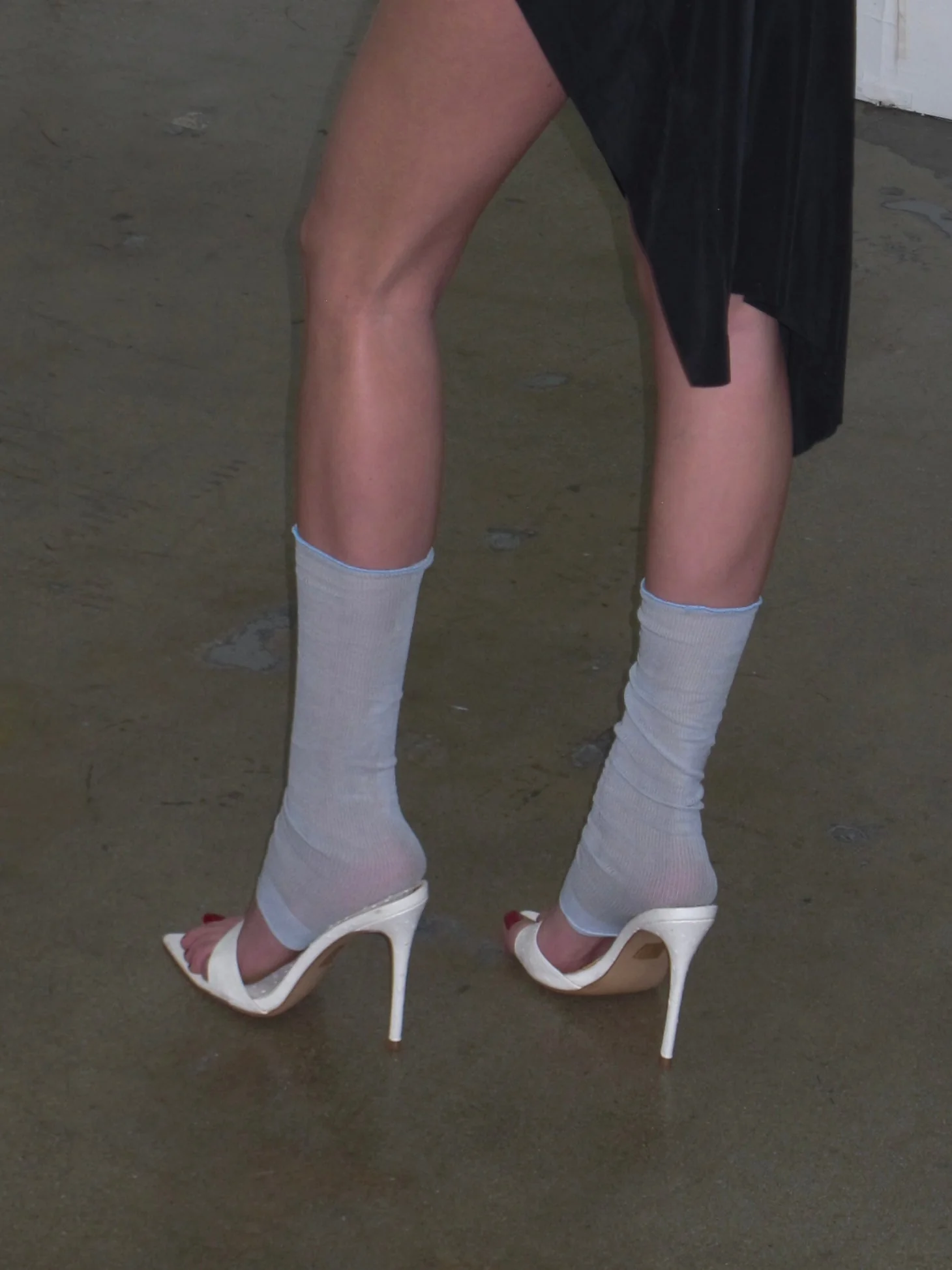 Babyblue Open Toe Leg Warmer - Image 3