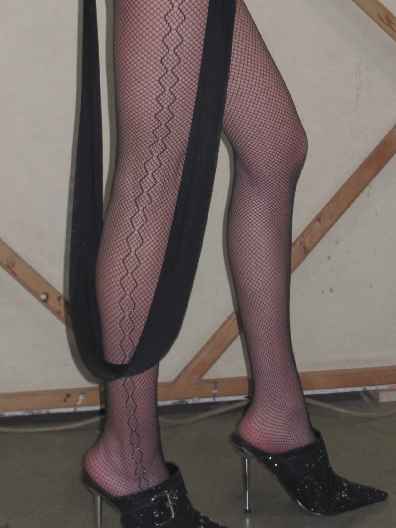 Black Fishnet Side Seam Tights - Image 5