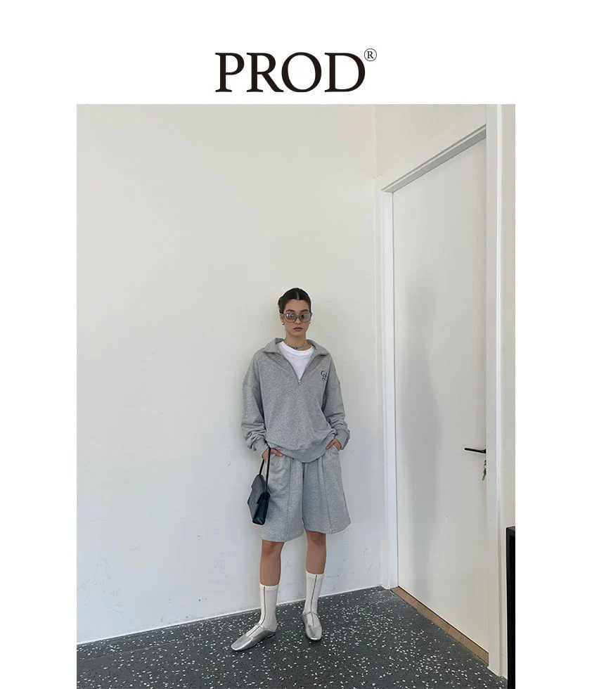Loose Fit Cgh Quarter Zip Sweatshirt + Short Set / Gray - Image 3