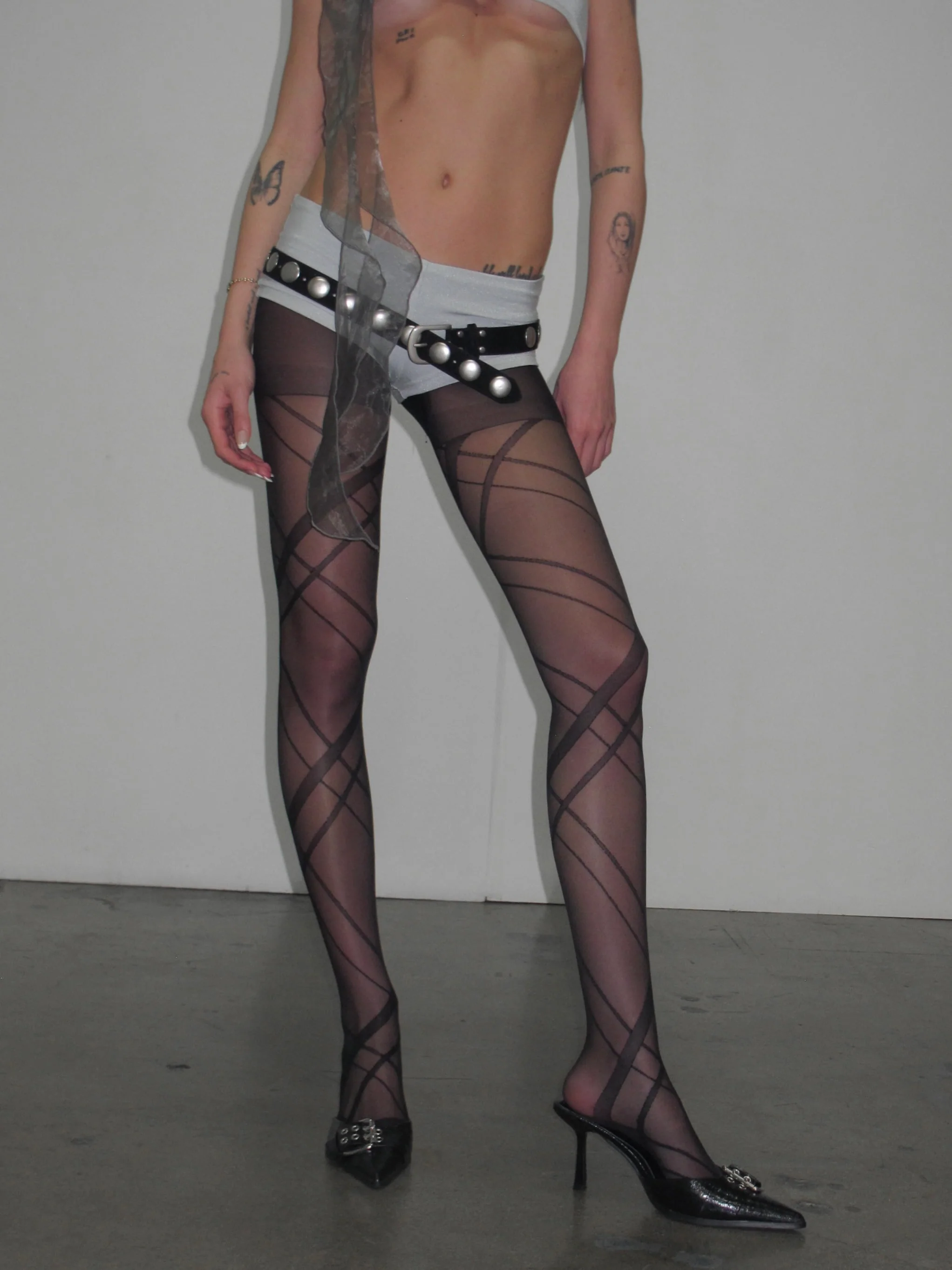 Sheer Line-pattern Tights - Image 3