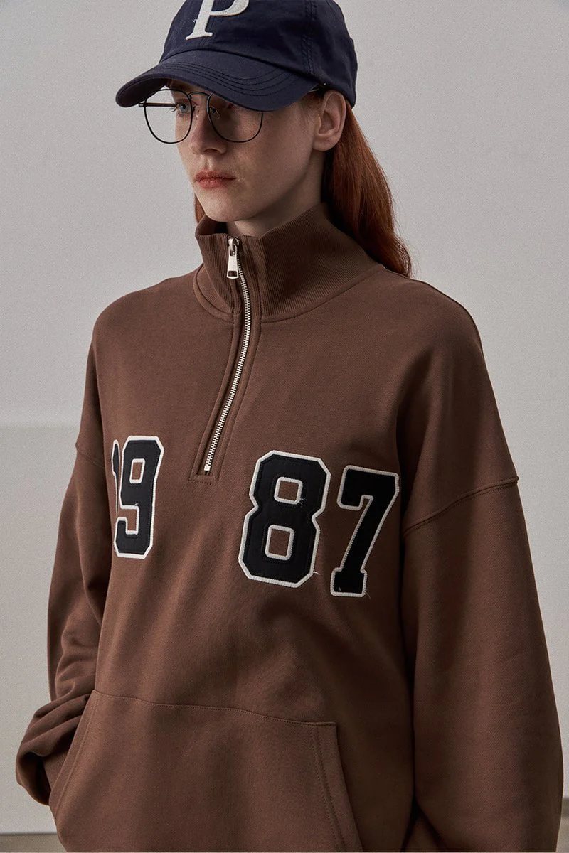 Loose Fit 1987 Quarter Zip Sweatshirt / Caramel Brown - Image 9