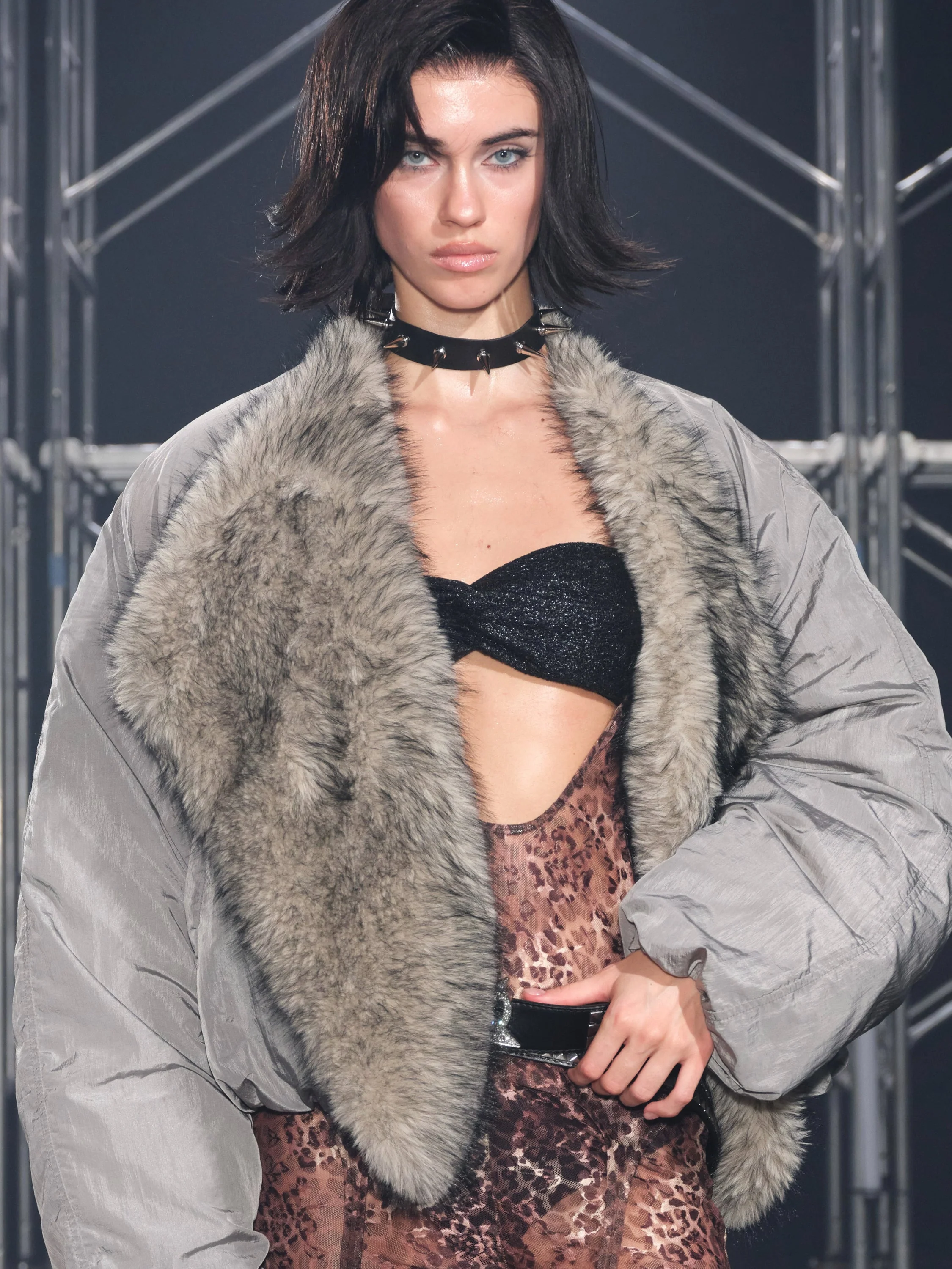 Glacier Faux Fur Trim Puffer Down Jacket Gray - Image 6
