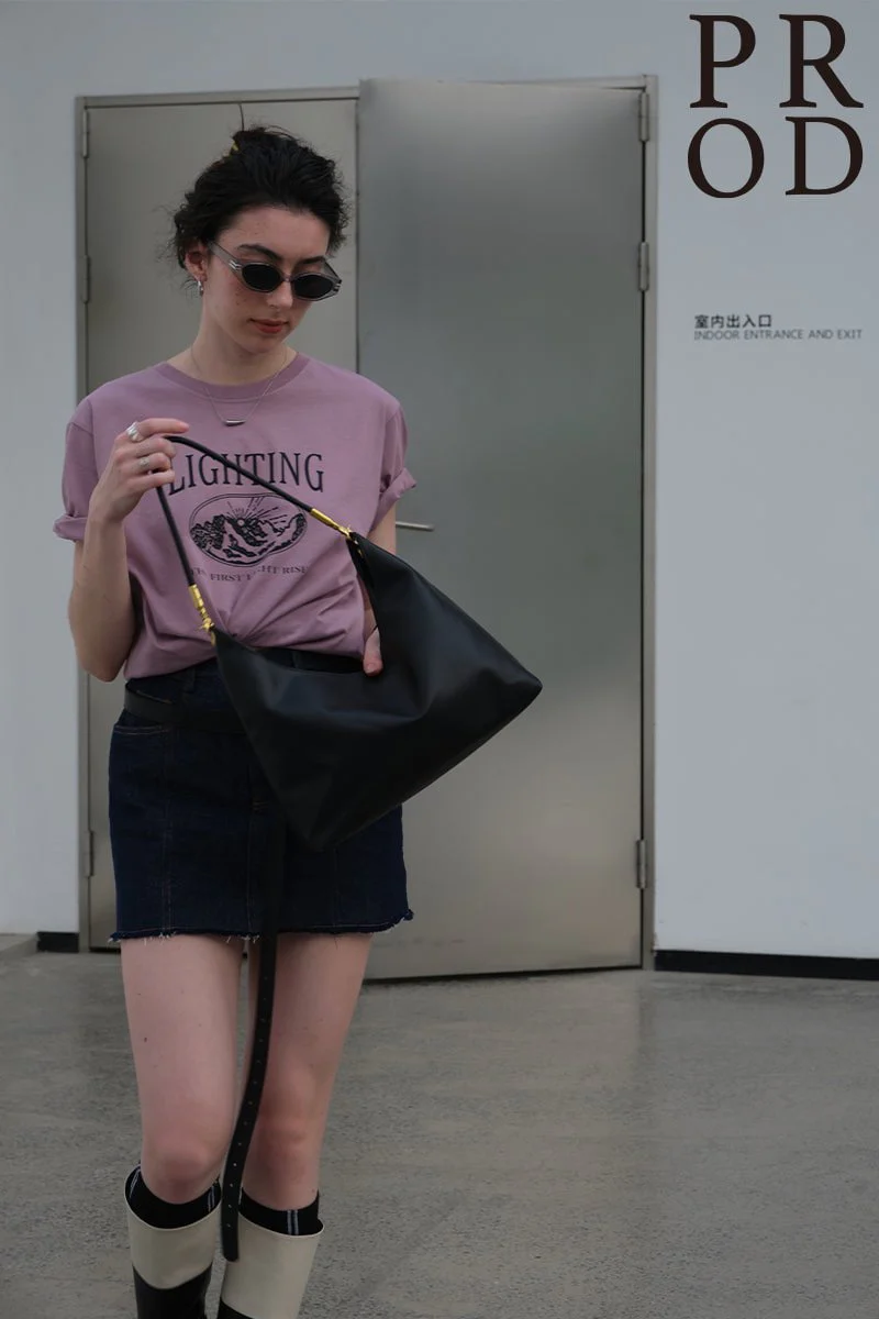 Lighting Basic Short Sleeve T-Shirt / Mauve - Image 5