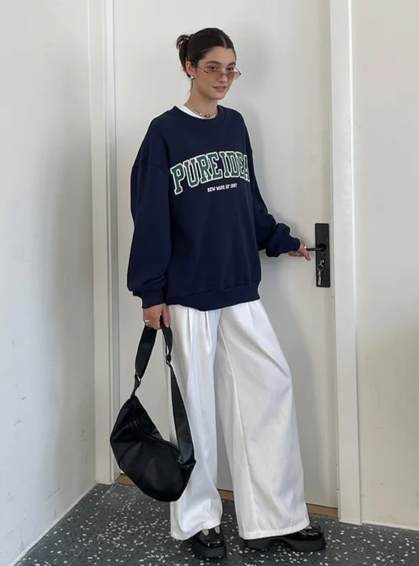 Loose Fit Pure Idea Print Crewneck Sweatshirt / Navy Blue