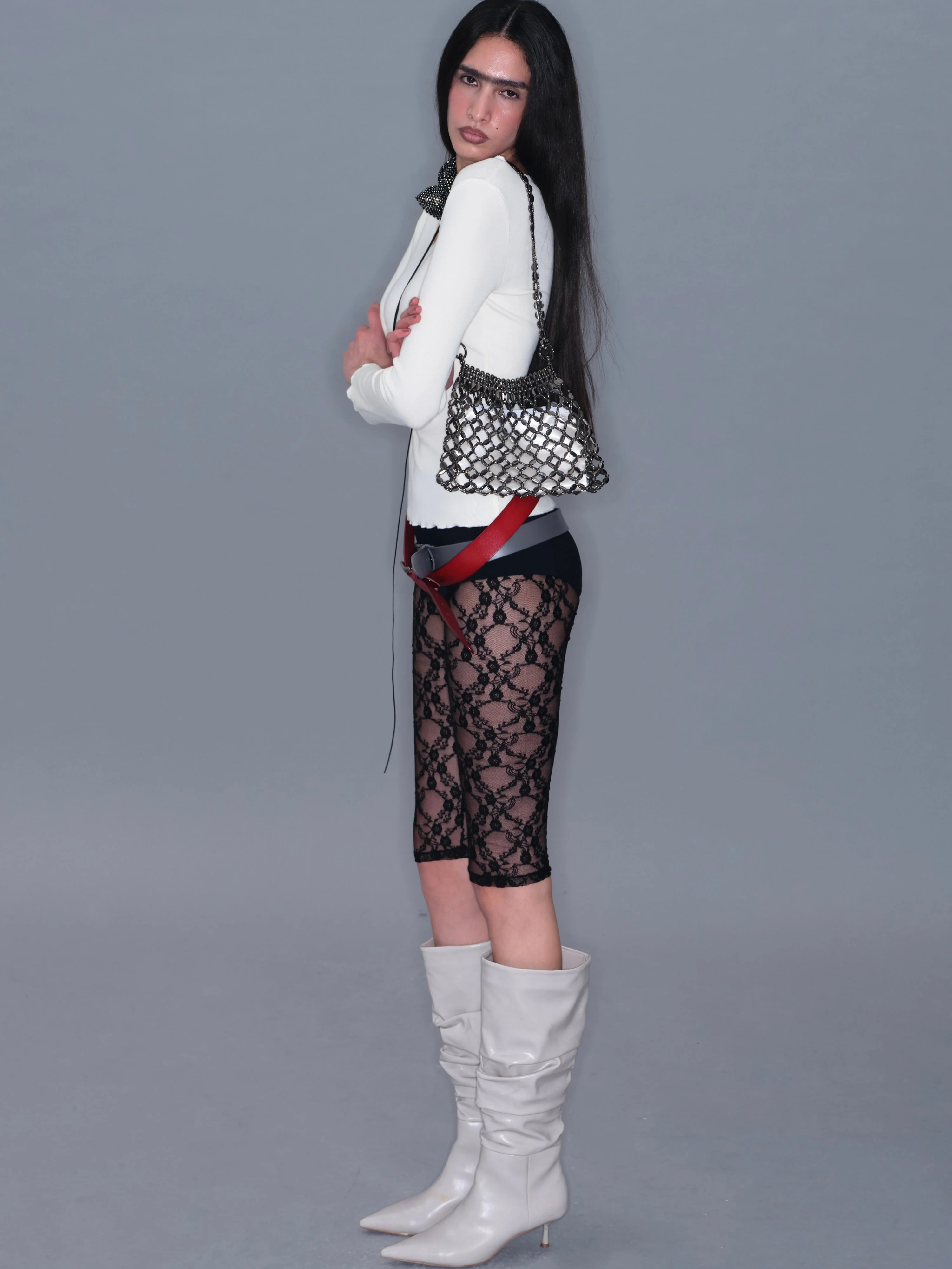 Ruffled V-Neck Long-sleeve - Image 8