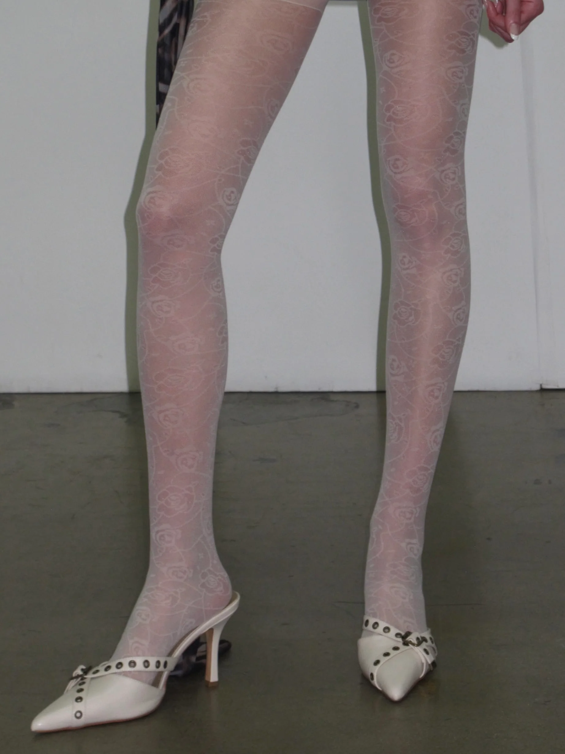 Sheer Rose Jacquard Tights