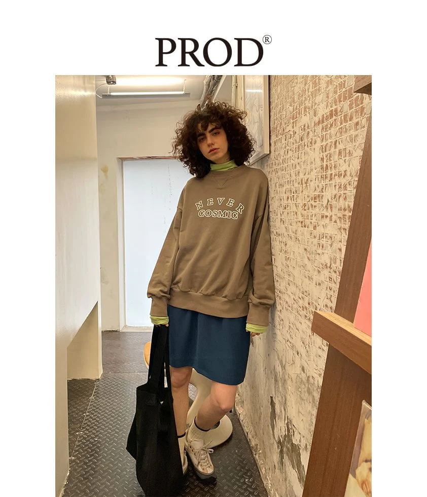 Small Fit Never Cosmic Sweatshirt / Milk Coffee - Image 5