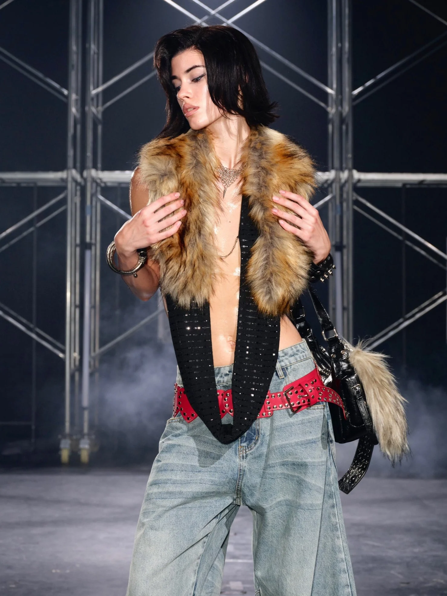 Structured Light Wash Baggy Jeans - Image 3
