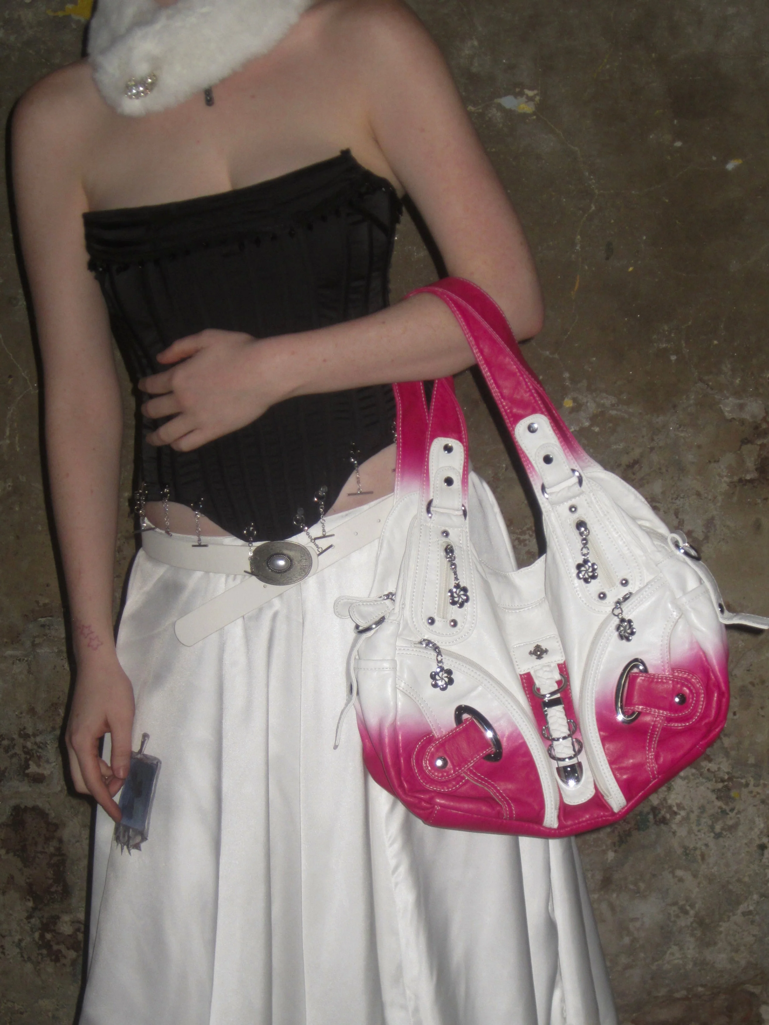 Red & White Multi-pocket Tote Bag - Image 3
